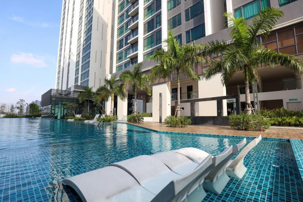 Greenfield Sunway Pyramid 2Room2Bath 6Pax 2C/Park. Petaling Jaya Exterior photo